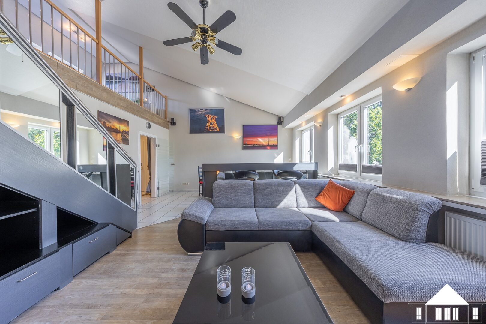 Wohn- und Essbereich